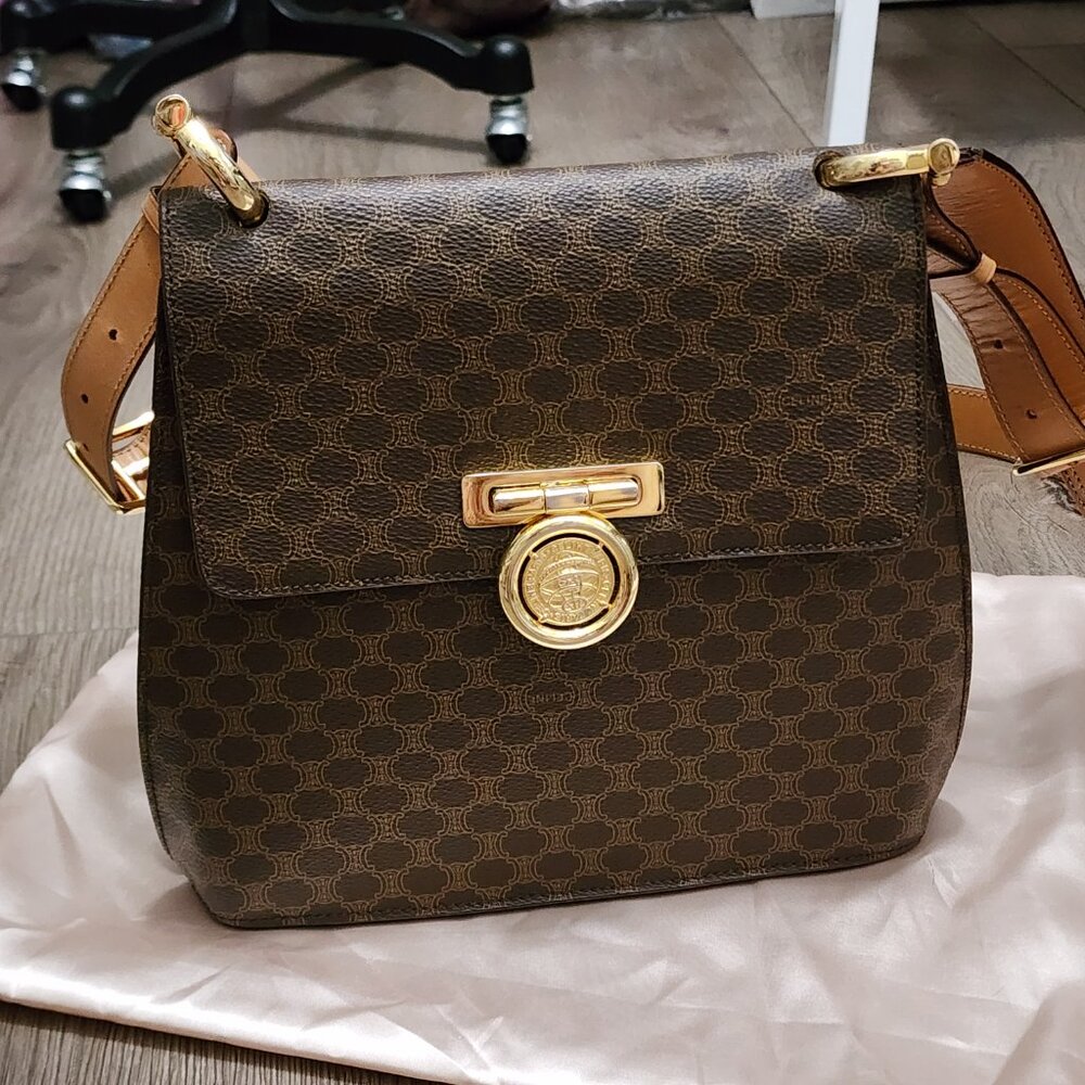 CELINE Circle Ring Gold-Tone Chucky Medallion Macadam PVC Leather Crossbody bag